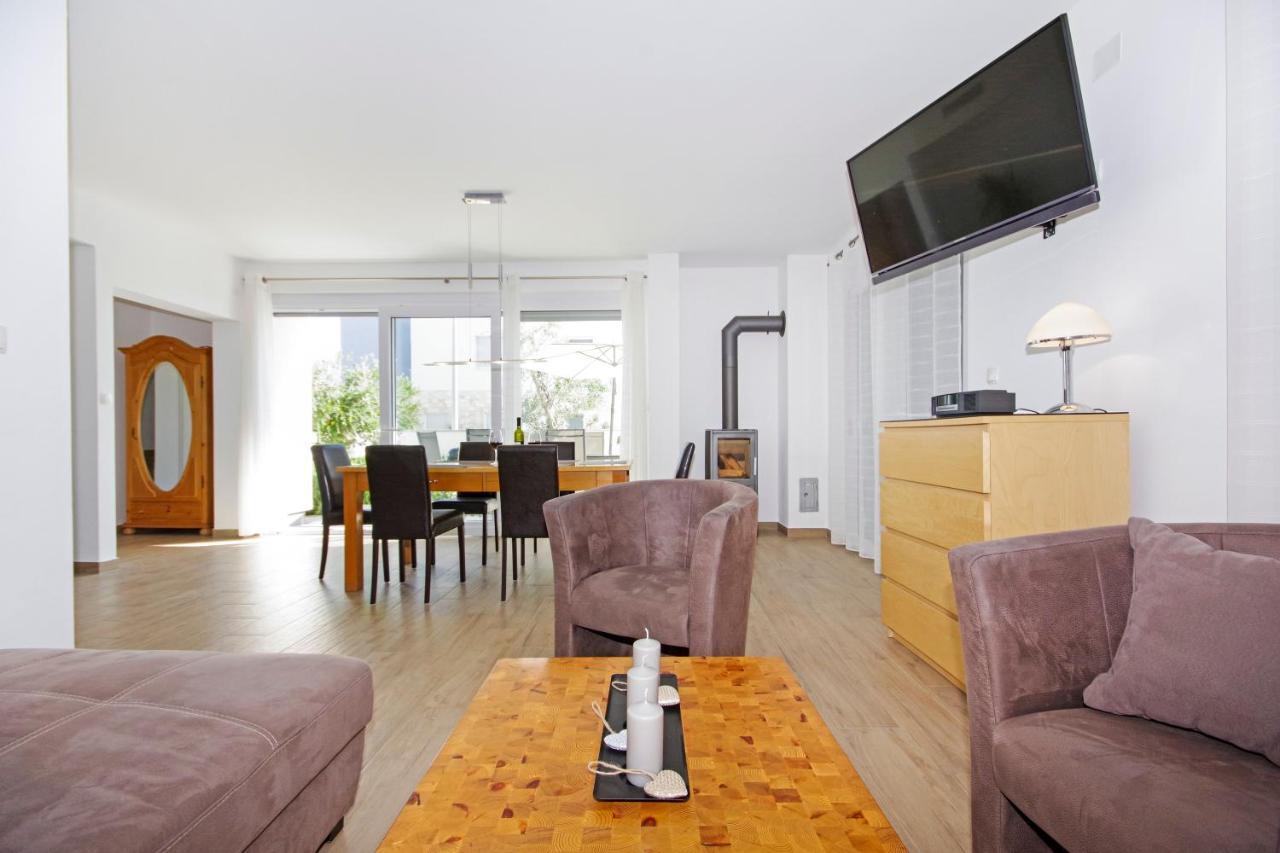 Apartment Laura Privlaka  Buitenkant foto