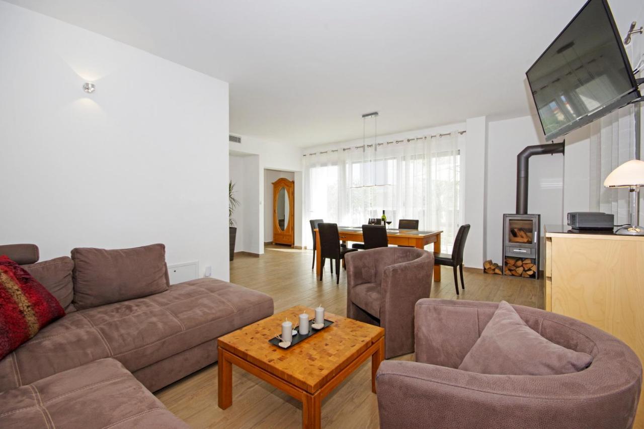 Apartment Laura Privlaka  Buitenkant foto
