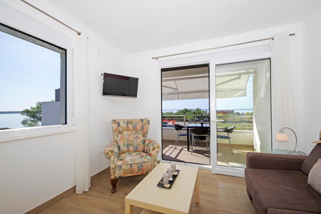 Apartment Laura Privlaka  Buitenkant foto