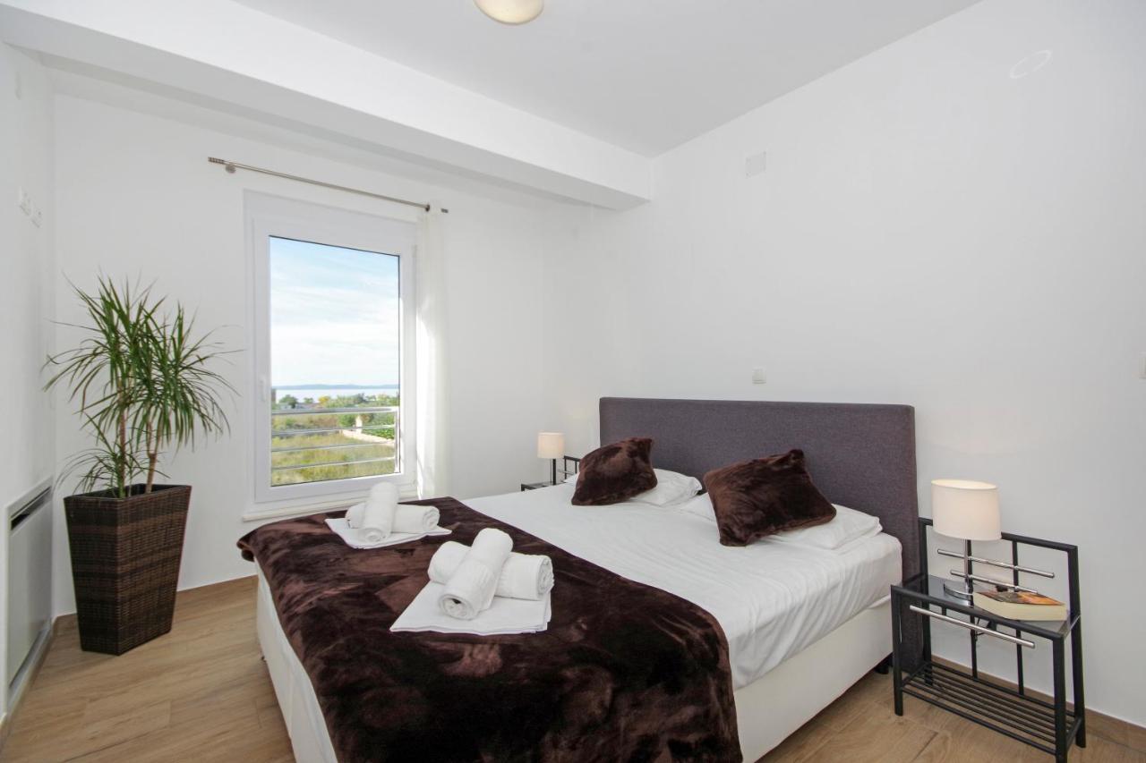 Apartment Laura Privlaka  Buitenkant foto