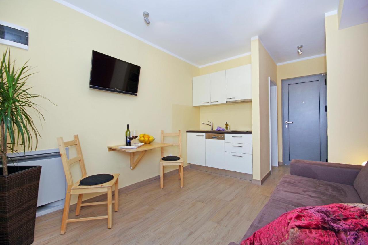 Apartment Laura Privlaka  Buitenkant foto