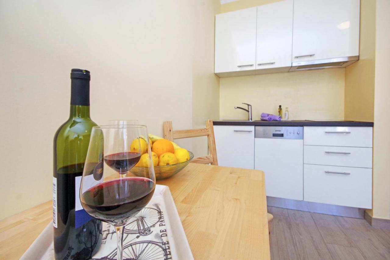 Apartment Laura Privlaka  Buitenkant foto