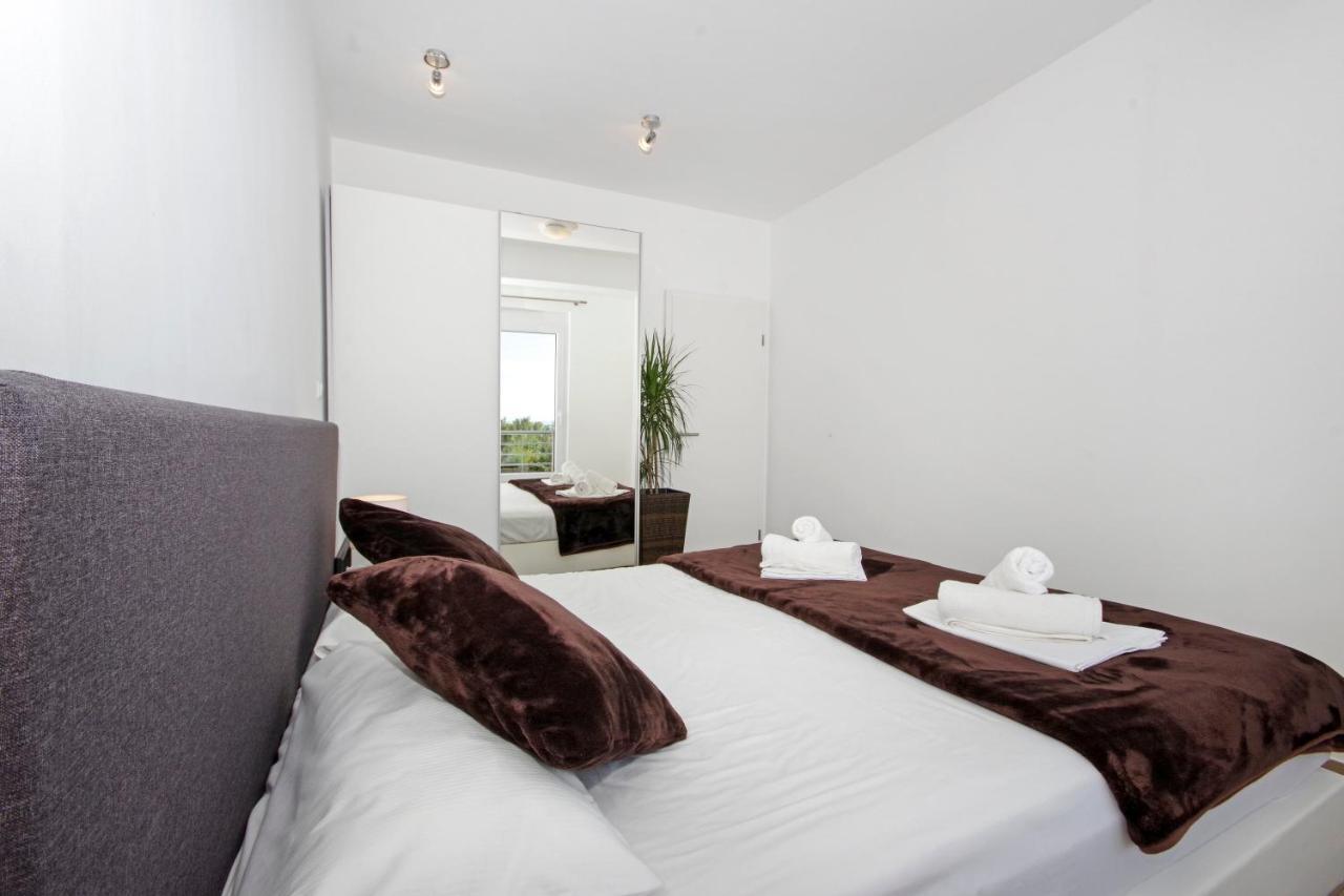 Apartment Laura Privlaka  Buitenkant foto